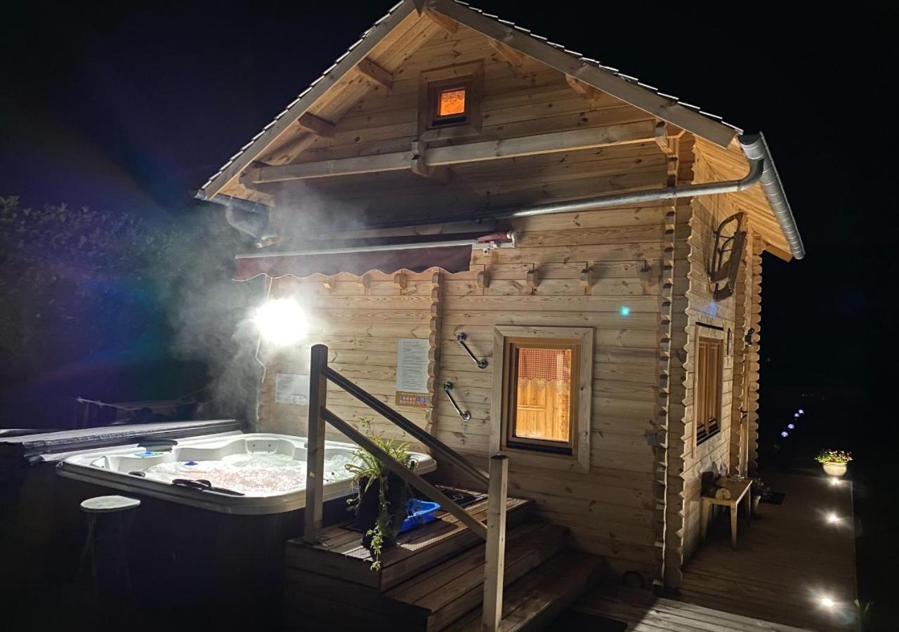 אוברוויל Chalet & Spa Sur La Cote Fleurie מראה חיצוני תמונה